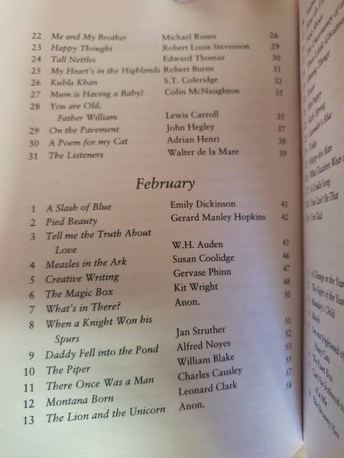 Read Me (10th Anniversary Edition) A Poem for Every Day of The Year (Paperback)