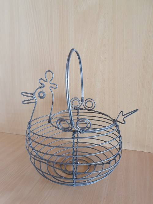 Metal Chicken Shape Egg Holder