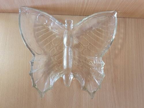Vintage Glass Butterfly Dish (20cm x 19cm)