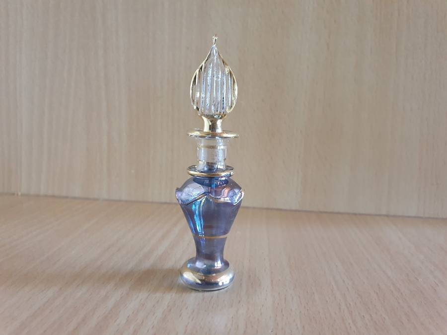Miniature Glass Perfume Bottles - height 5cm width 3cm