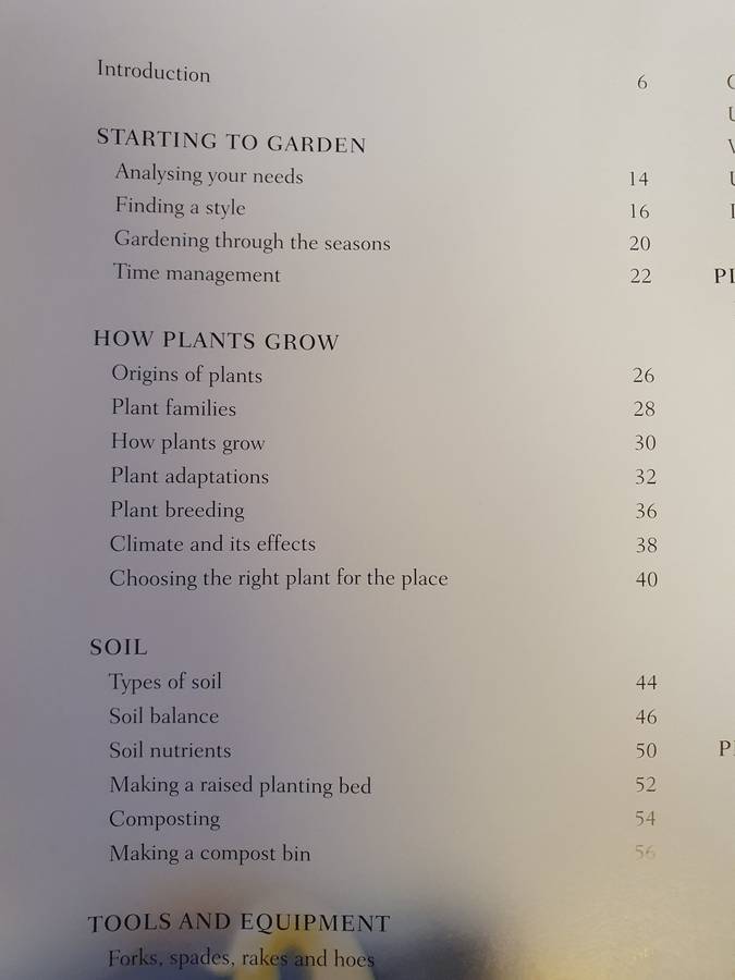 The essential guide to Gardening Techniques : Susan Berry (Hardcover)