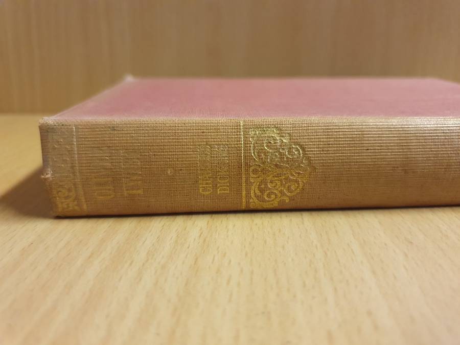 Oliver Twist : Charles Dickens