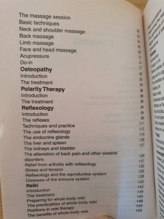 Geddes & Grosset - Alternative Therapies - Acupuncture/Kinesiology/Reiki/Yoga/Shiatsu/Reiki