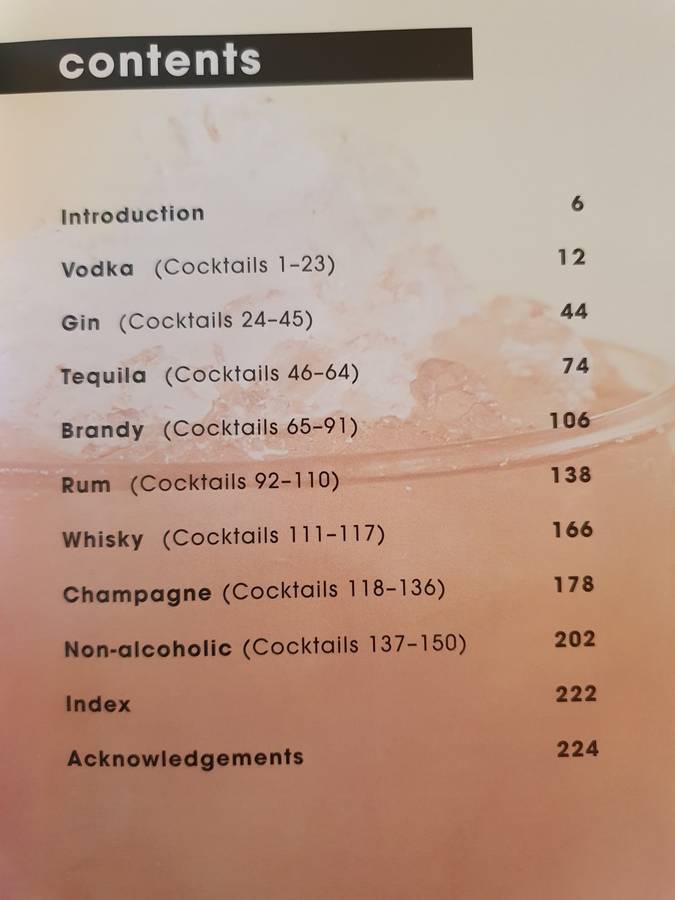 Hamlyn - 150 Classic Cocktails (Hardcover)