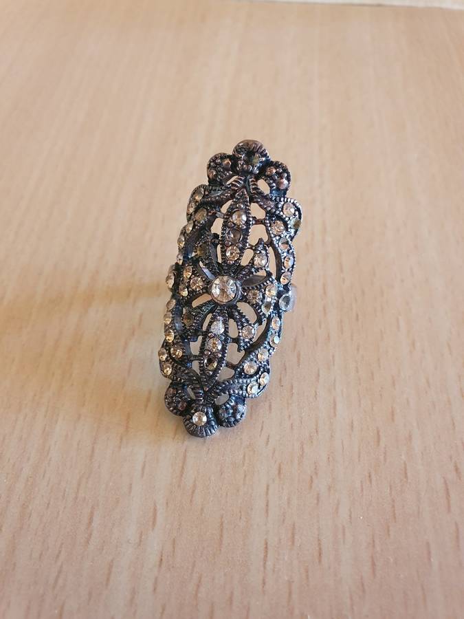 Costume Jewellery Dress Ring
