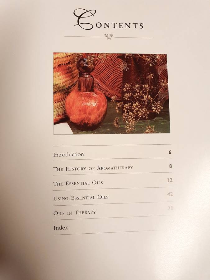 Aromatherapy - for health, relaxation and well-being: Joanne Rippin (Hardcover)