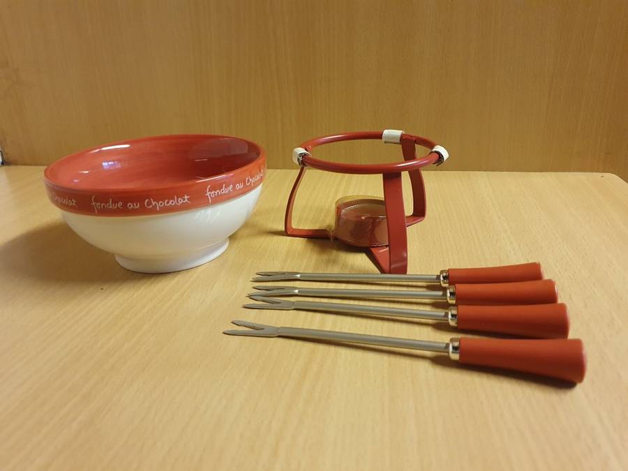 Joie Chocolate Fondue Set   (NEW CONDITION)