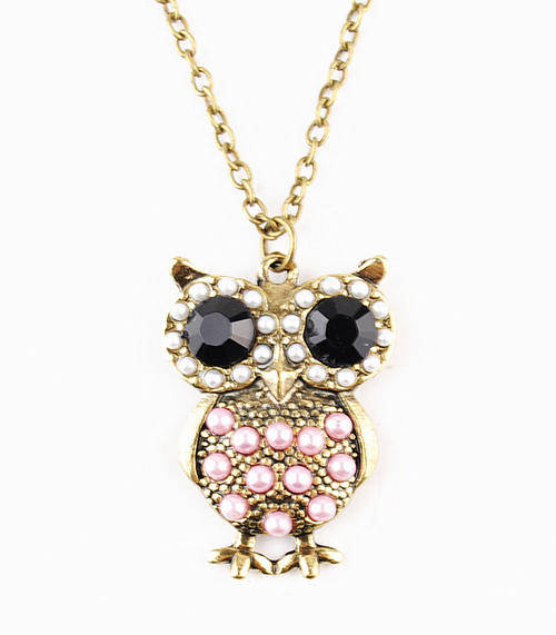VINTAGE PINK AND WHITE PEARL BEADED OWL PENDANT CHAIN NECKLACE