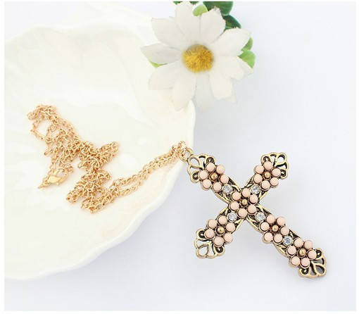 VINTAGE BEAD AND CRYSTAL CROSS PENDANT CHAIN NECKLACE