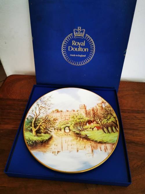 A lovely Royal Doulton Warwick Castle Plate in its original box