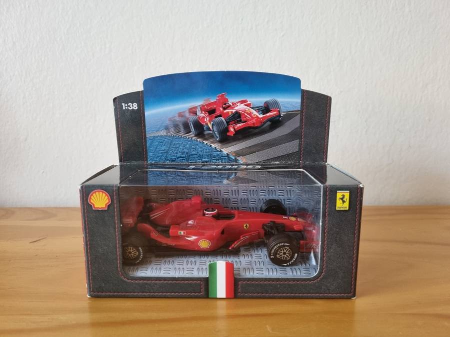 COLLECTORS ITEM | Ferrari x Shell | F2008 | 1:38