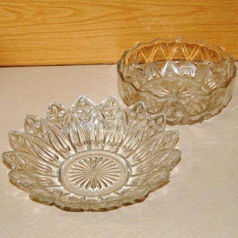 2 Very Attractive Large Glass Bowls - Largest Diameter 260mm