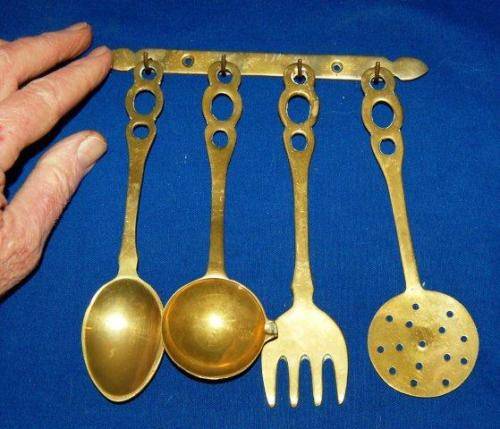 Ornamental Brass Kitchen Utensils with Hanger - As per Pictures - Longest 170mm