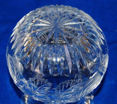 Absolutely Stunning - Heavy Lead Crystal - Rose Cut Vase - Height 145mm - See all Pictures.