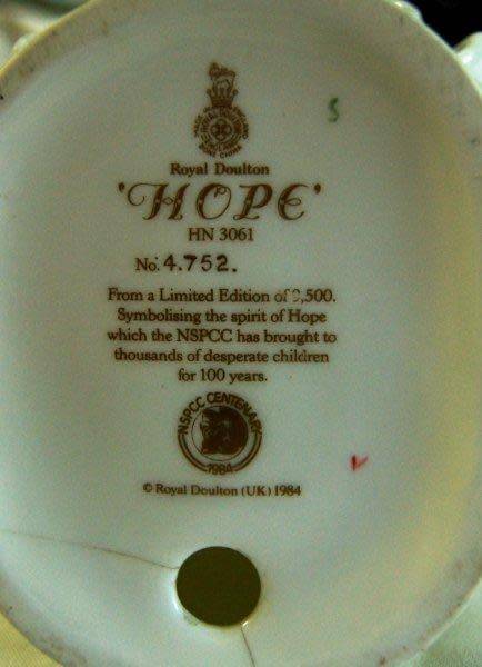 Royal Doulton "HOPE" HN3061 - Height 220mm