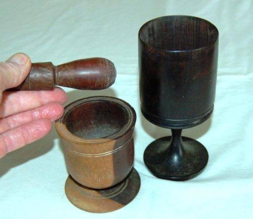 Small Wooden Pestle and Mortar plus a Wooden Goblet - Pestle is 85mm in height