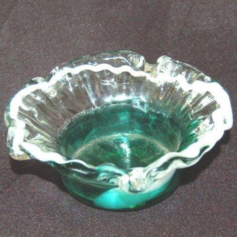 Attractive Glass Ashtray - Diameter 150mm Depth 65mm