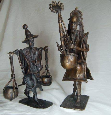 West African Bronzes - Seperewa Player & Burkina Faso Water Carrier - See description. Sold as 1 lot