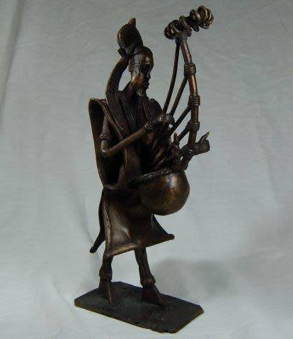 West African Bronzes - Seperewa Player & Burkina Faso Water Carrier - See description. Sold as 1 lot
