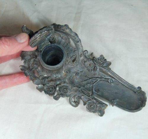 Vintage Birds Nest Inkwell (Possibly Pewter) Length 185mm  See all pictures