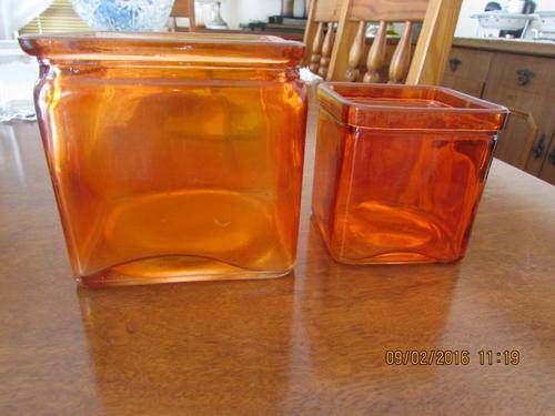 Beautifull  Orange Glass Flowerpots