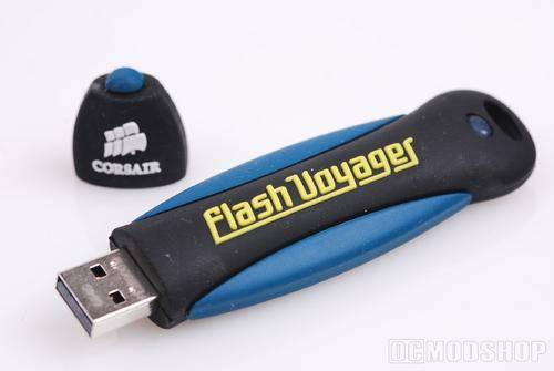 CORSAIR 128 GB USB Flash Drive