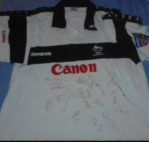 Natal Wildebeest Jersey signed by various 2001 Sharks