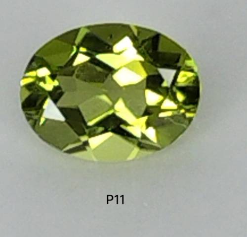 1.42ct NATURAL GREEN PERIDOT