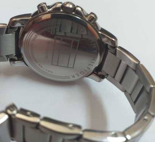 Women's Tommy Hilfiger Claudia Stainless Steel Link Strap Watch 1781819 (1 Month Old)