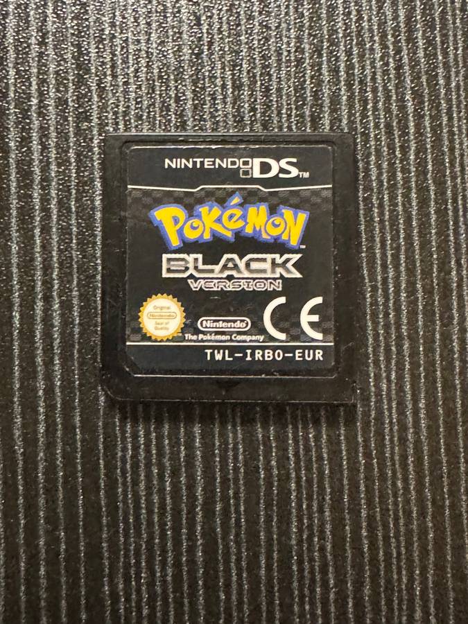 Pokemon Black Version - Nintendo DS Game