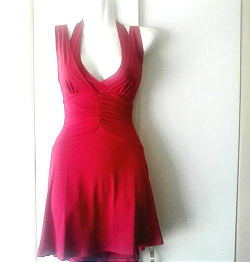 WHAT A STUNNER DRESS!!!!!