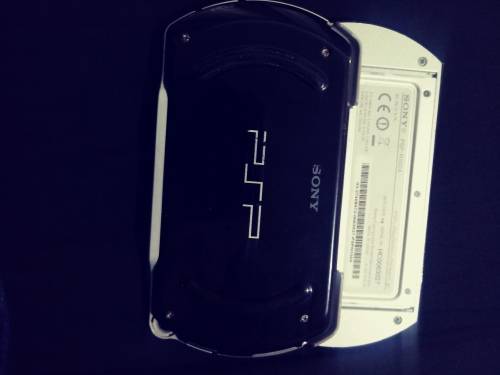 Psp Go Fair condition no charger