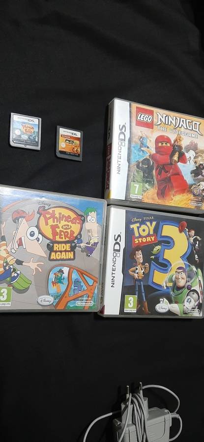 Nintendo DS Xl + 5 games