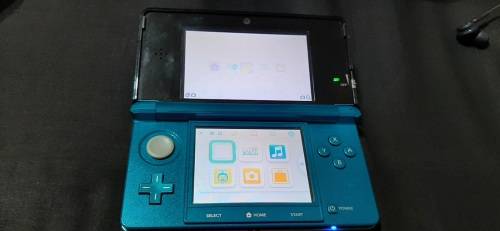 Nintendo 3DS Blue