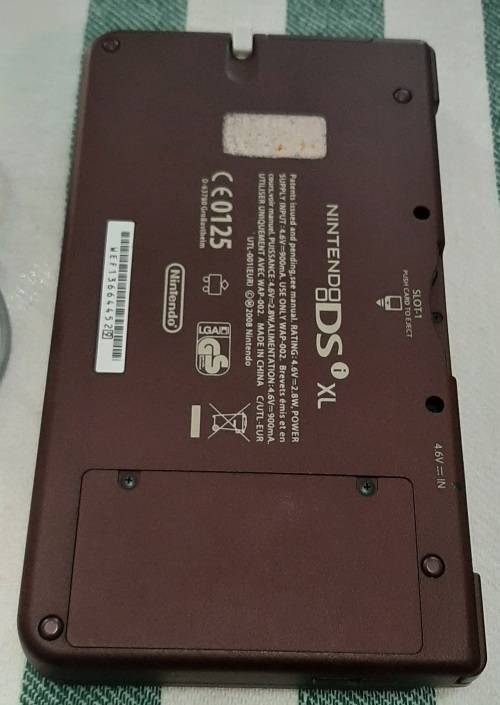 Nintendo DSi XL ( Good condition)