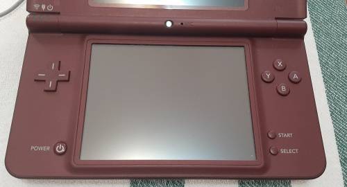 Nintendo DSi XL ( Good condition)