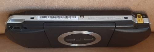 PSP 1001 ( Very Good condition) + 4 games