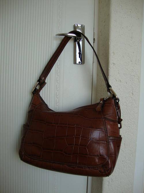 FOSSIL HANDBAG BRAND NEW