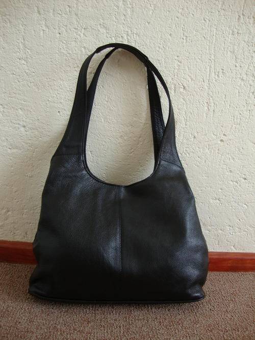 GENUINE LEATHER HANDBAG