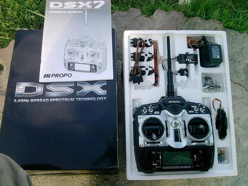Brand New JR dsx7 Remote control with Auto Scan Receiver&SERVOS
