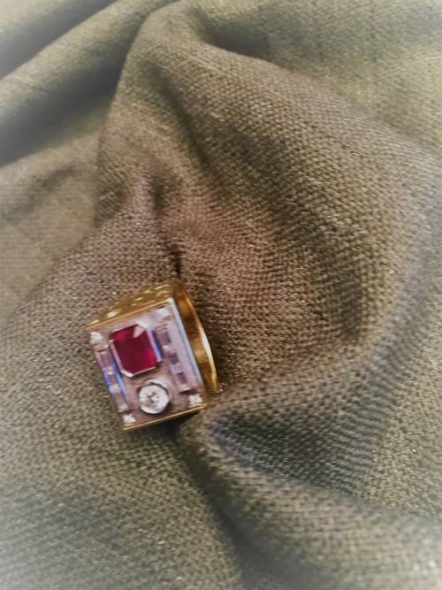 Wedding Ring with a difference 18ct