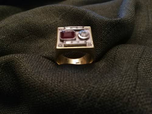 Wedding Ring with a difference 18ct