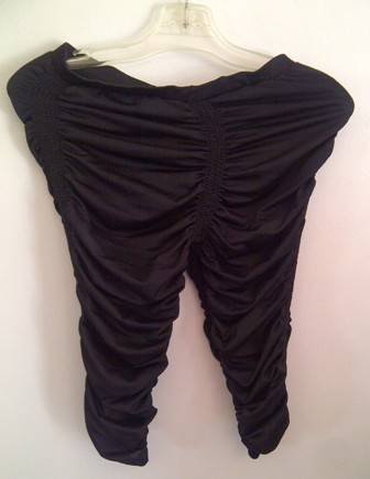Spandex 3/4 Shorts - Size Medium
