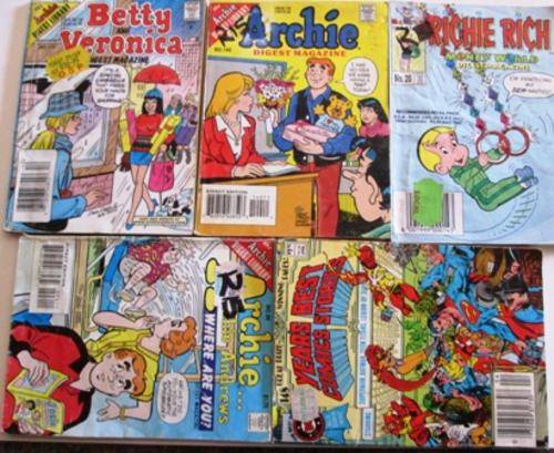 Five Different Digest Comics for One Bid
