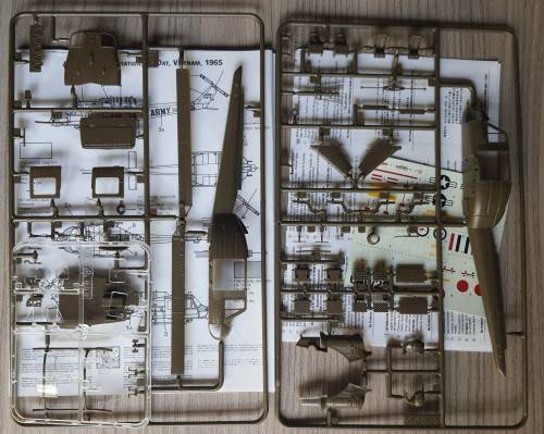 1995 Italeri UH-1B Huey Model Helicopter
