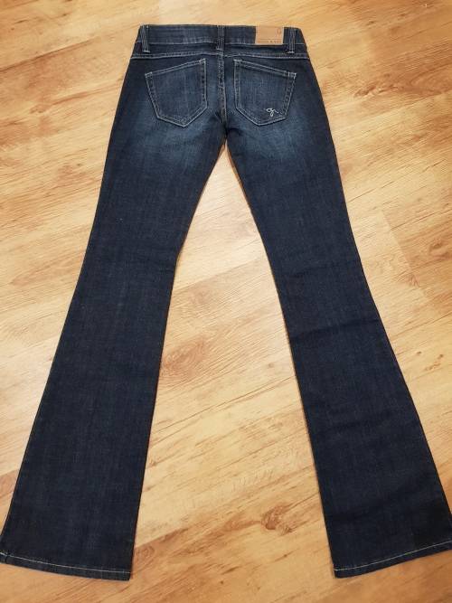 Guess Bootleg Jeans