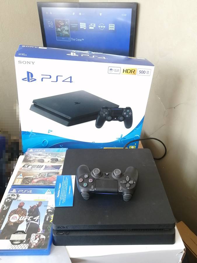 Clean PS4 SLIM with box Plus 1 controller & 2games 500gb hardrive Ready for testing Plug n play