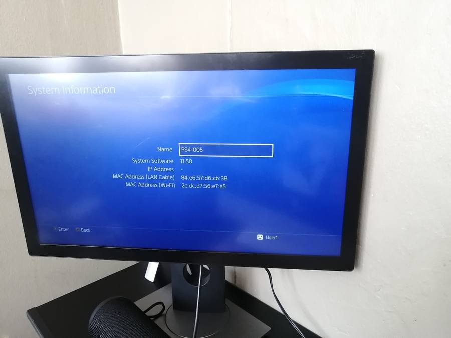 Clean PS4 SLIM with box Plus 1 controller & 2games 500gb hardrive Ready for testing Plug n play