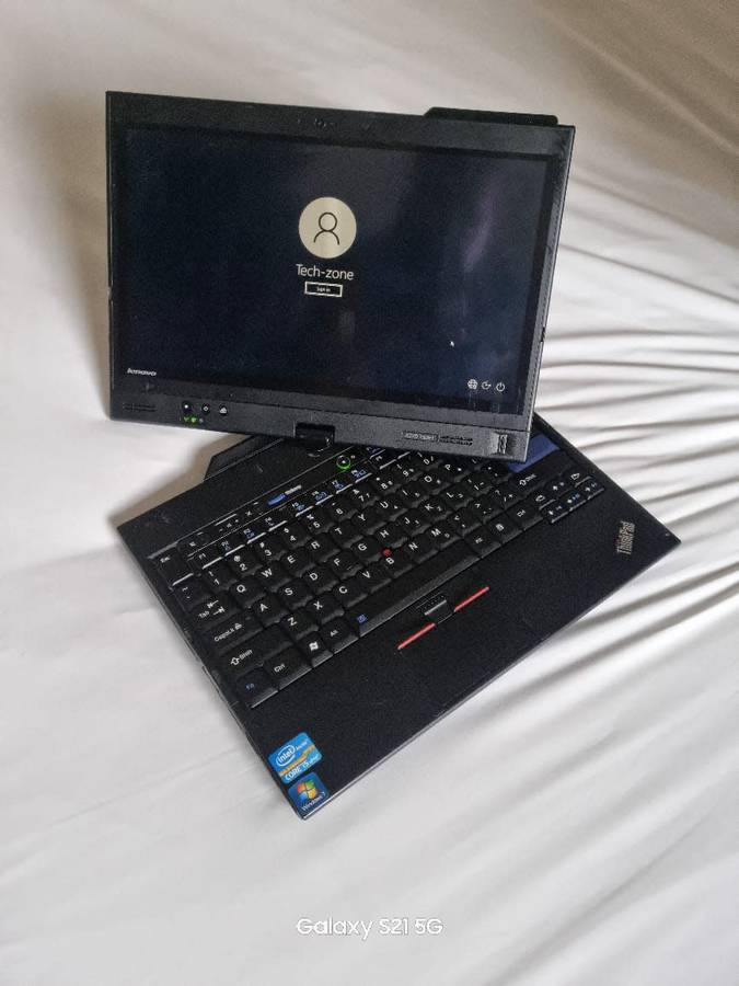 Lenovo Touchscreen Core i5 2nd gen (2540M @ 2.6 GHz) 4 GB RAM, 320 GB HDD Battery life 1 hour