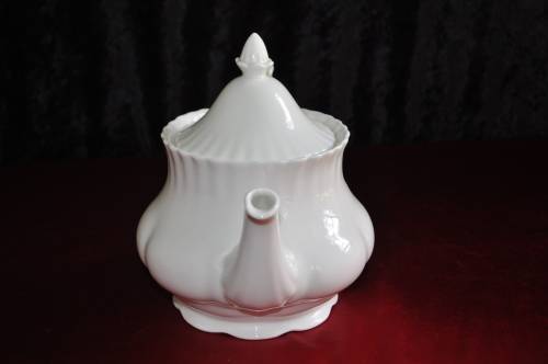 Royal Albert "Reverie" 40 Piece Tea Set   ---   Courier or Collections Please!!!